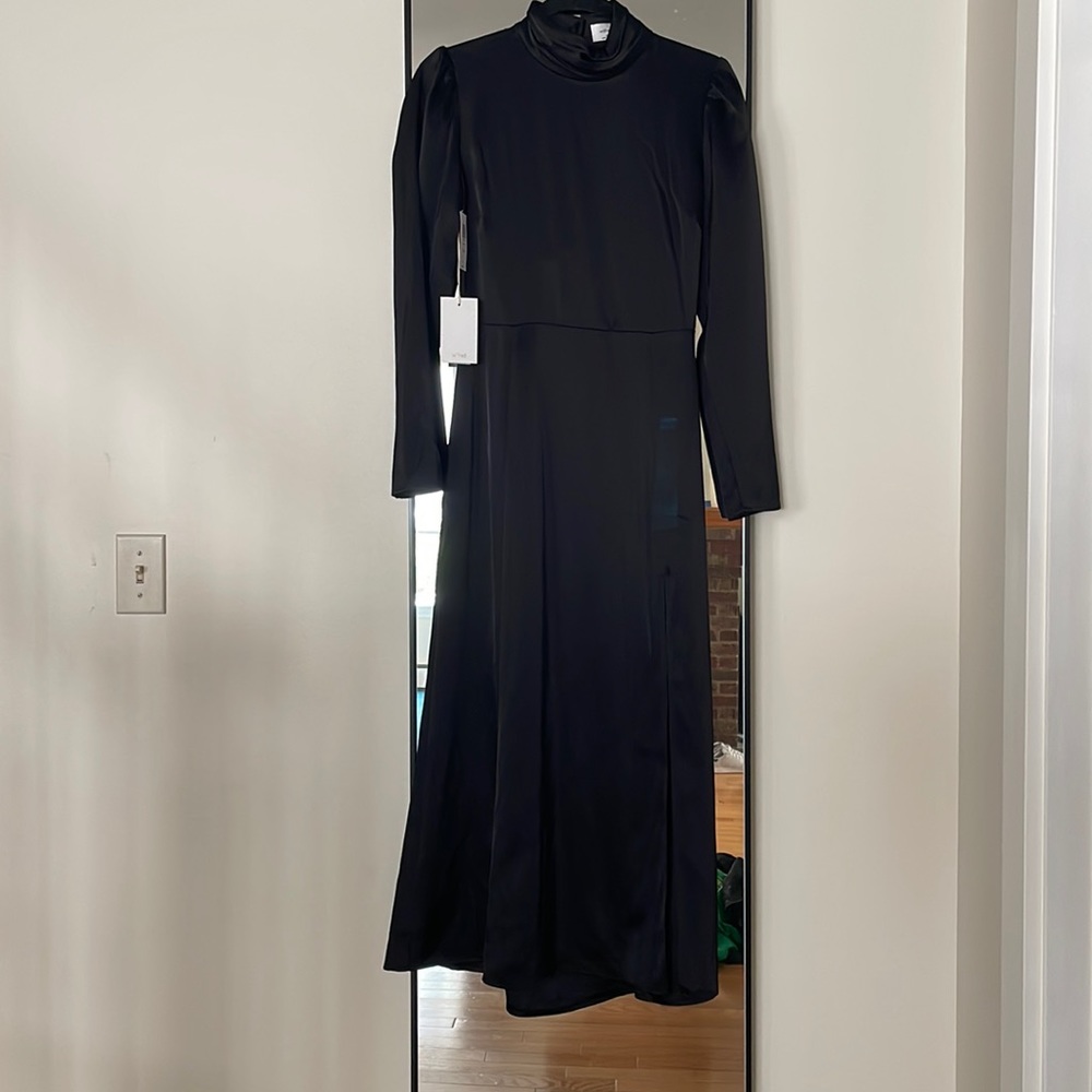 NWT | WILFRED | Baja | dress| long sleeve | black satin | size 8 - Picture 2 of 4